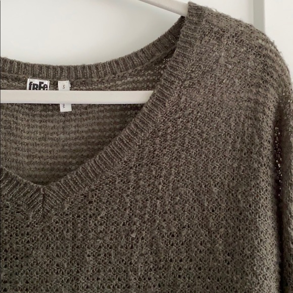 Sweater - Picture 2 of 3